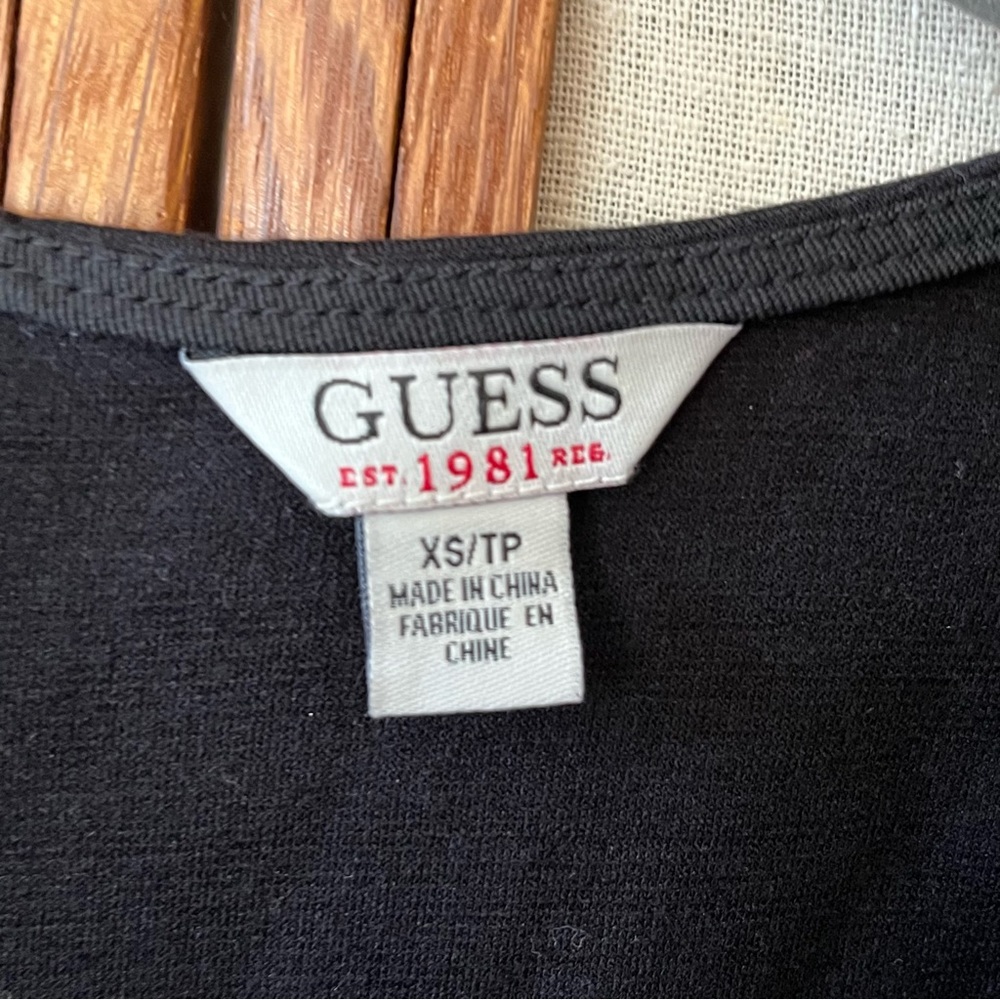 Guess Sleeveless Black Faux Leather Front Peplum Shirt - XS - Picture 6 of 6